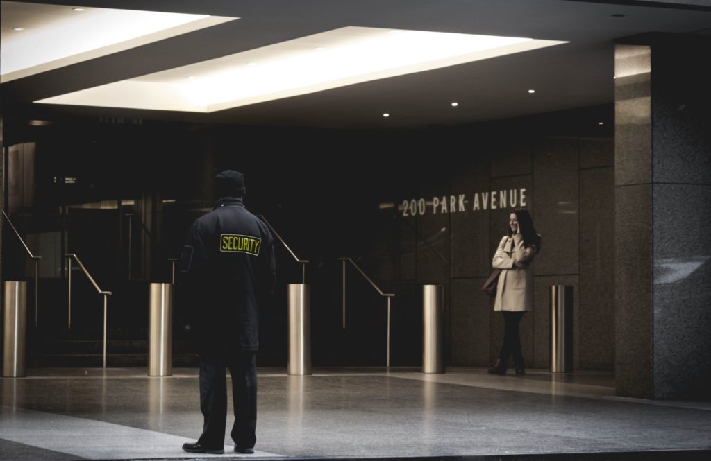 Top Security Guard Companies, How to Choose the Right One for Your Needs 